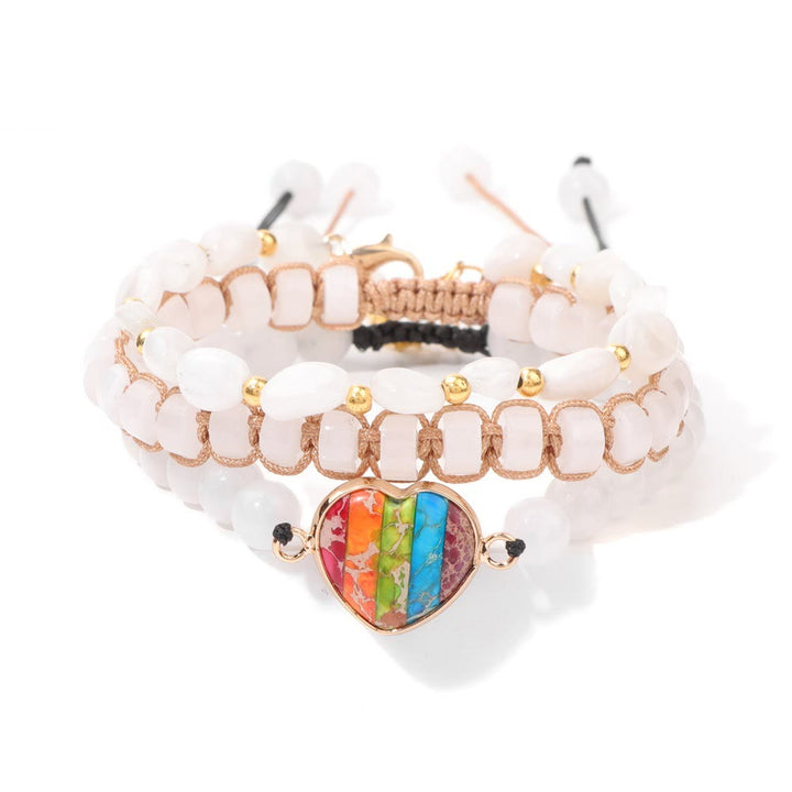 Pulsera con colgante en forma de corazón trenzado de cuerda hecha a mano de Olivenorma
