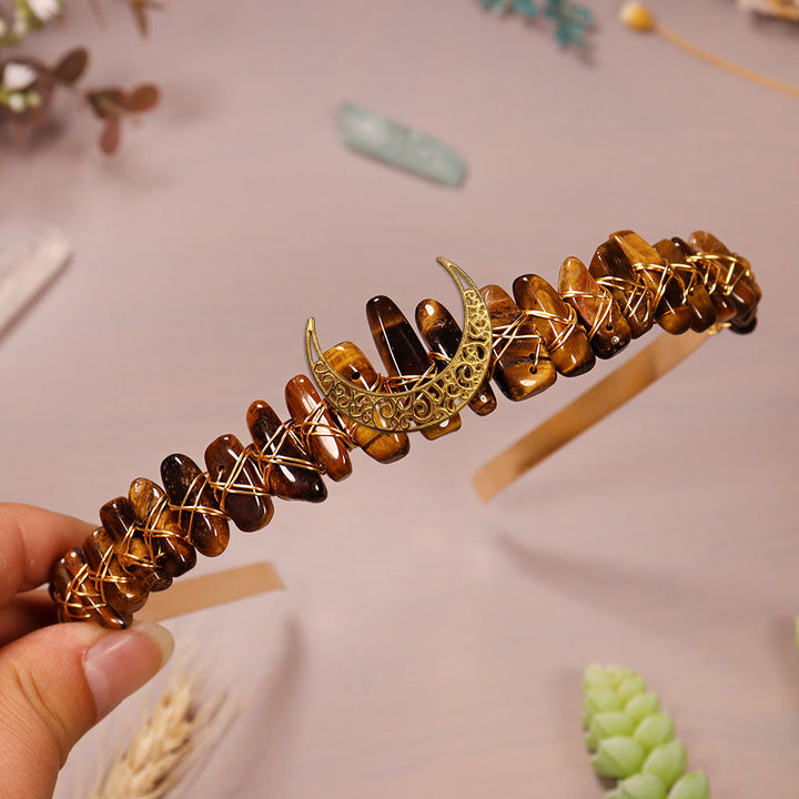 Corona de cristal de luna con hilo dorado y piedra natural de Olivenorma