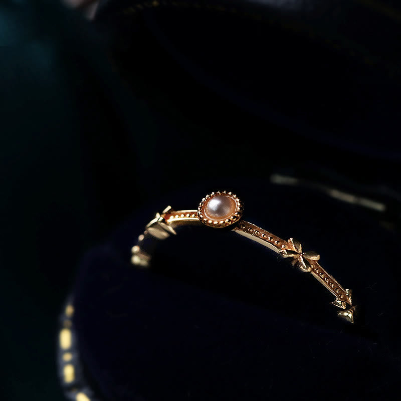 Anillo de plata de ley bañado en oro S925 con perla de Olivenorma