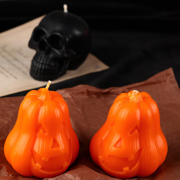 Vela perfumada con forma de calavera y calabaza de Olivenorma