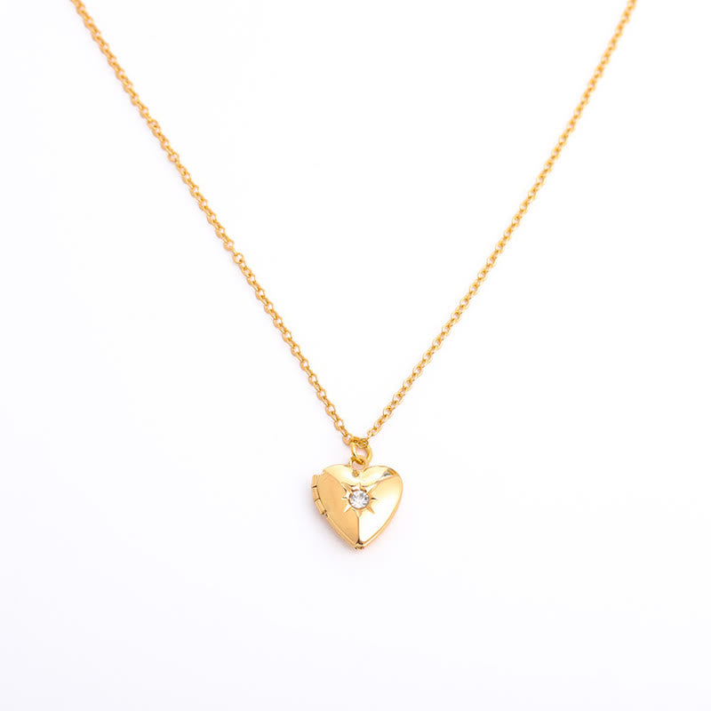Collar con forma de corazón y piedra natal "Shine in My Heart" de Olivenorma 