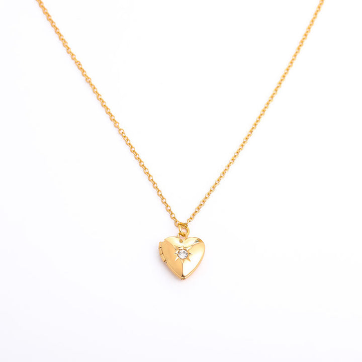 Collar con forma de corazón y piedra natal "Shine in My Heart" de Olivenorma 
