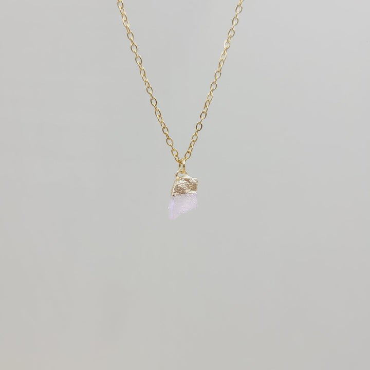 Collar de gemas de piedra cruda de cristal irregular de Olivenorma