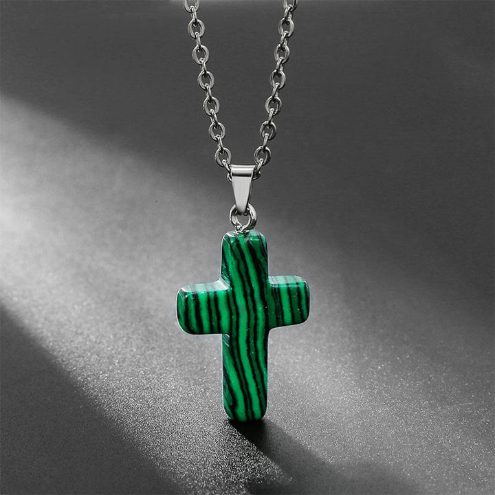 Collar con cruz de piedra natural de Olivenorma