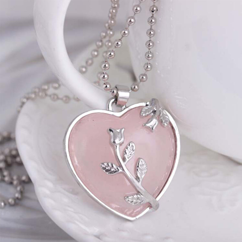 Collar de piedras preciosas rosas en forma de corazón de Olivenorma