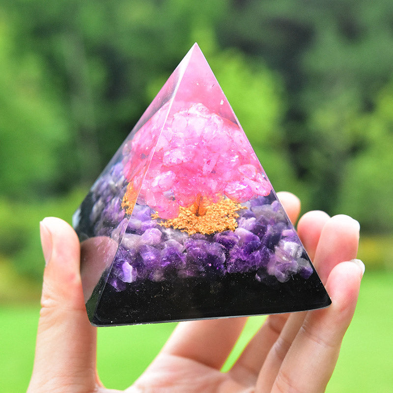 Pirámide de orgón de cristal rosa y amatista con árbol de la vida de Olivenorma