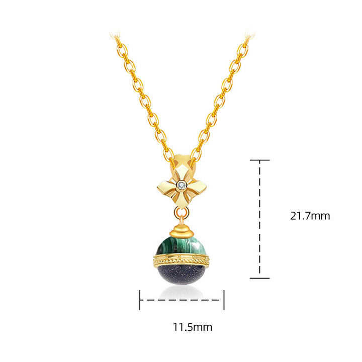 Collar con colgante de esfera de arenisca azul malaquita "Stellar Corona" de Olivenorma