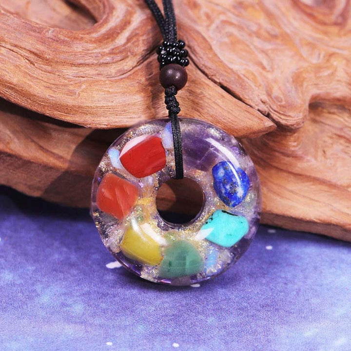 Pirámide orgónica de protección natural de los chakras