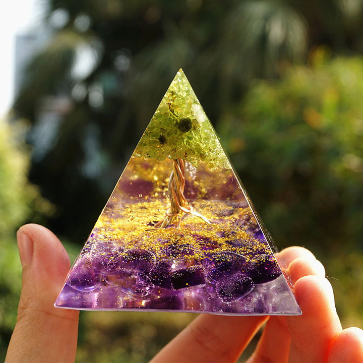Pirámide de orgón del árbol de la vida de peridoto y amatista de Olivenorma