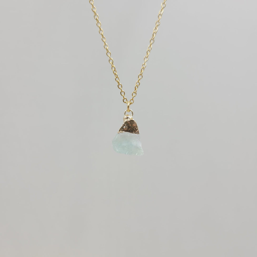 Collar de gemas de piedra cruda de cristal irregular de Olivenorma