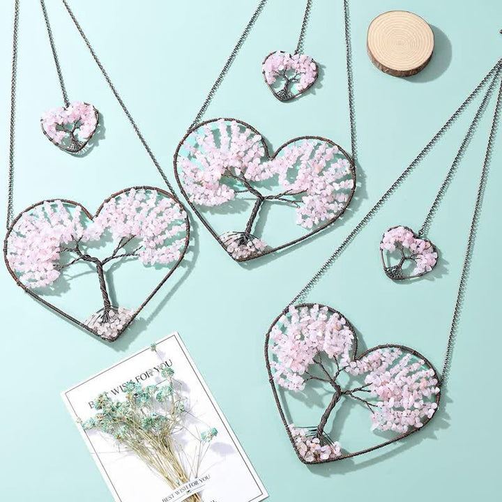 Atrapasueños de cristal con forma de corazón y árbol de la vida de los chakras de Olivenorma. 