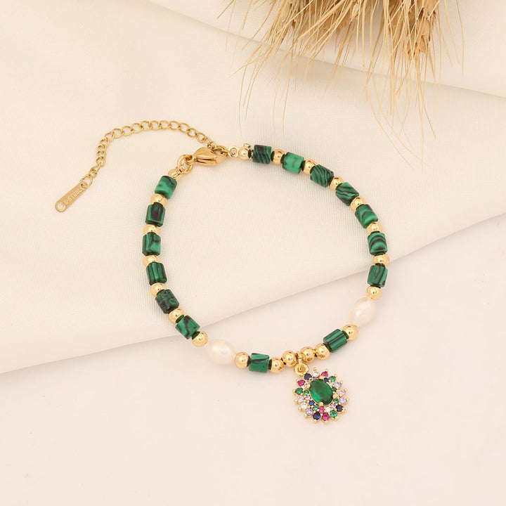 Pulsera de cobre con perlas de agua dulce y piedra natural de Olivenorma 