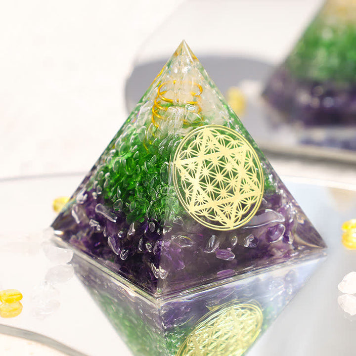 Pirámide de cristal orgónica con hexagrama de la flor de la vida de Olivenorma