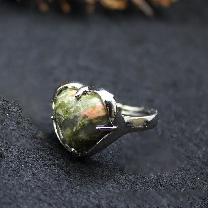 Anillo de corazón de cristal de piedra natural Olivenorma
