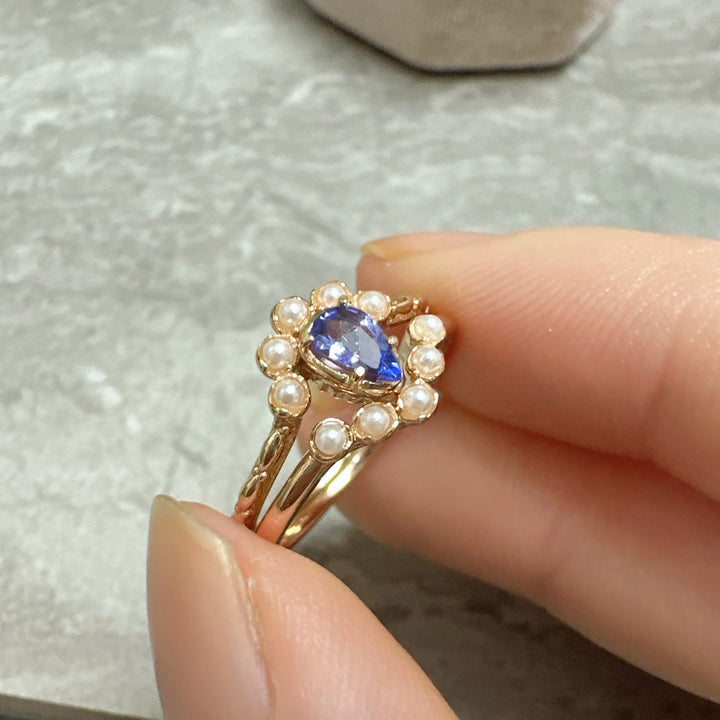 Anillo de doble capa con perla de zafiro y lágrima de Olivenorma S925