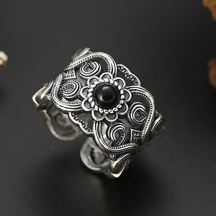 Anillo ajustable con diseño étnico de ónix negro de Olivenorma