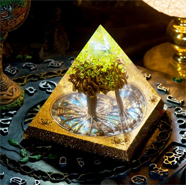 Pirámide de orgón de peridoto del árbol de la vida de Olivenorma