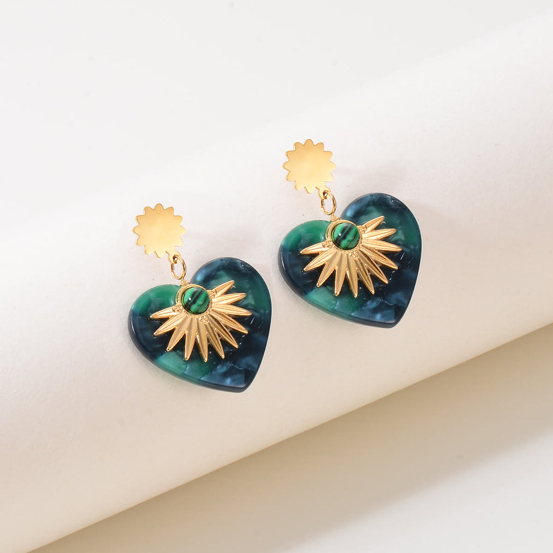 Pendientes de acero inoxidable dorados con ágata musgosa de Olivenorma en forma de corazón 