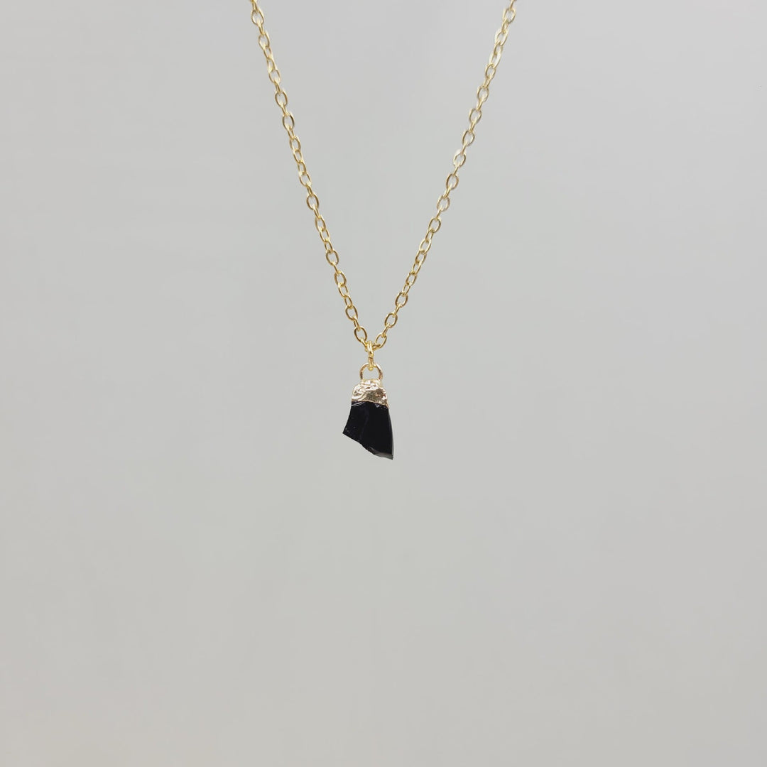 Collar de gemas de piedra cruda de cristal irregular de Olivenorma
