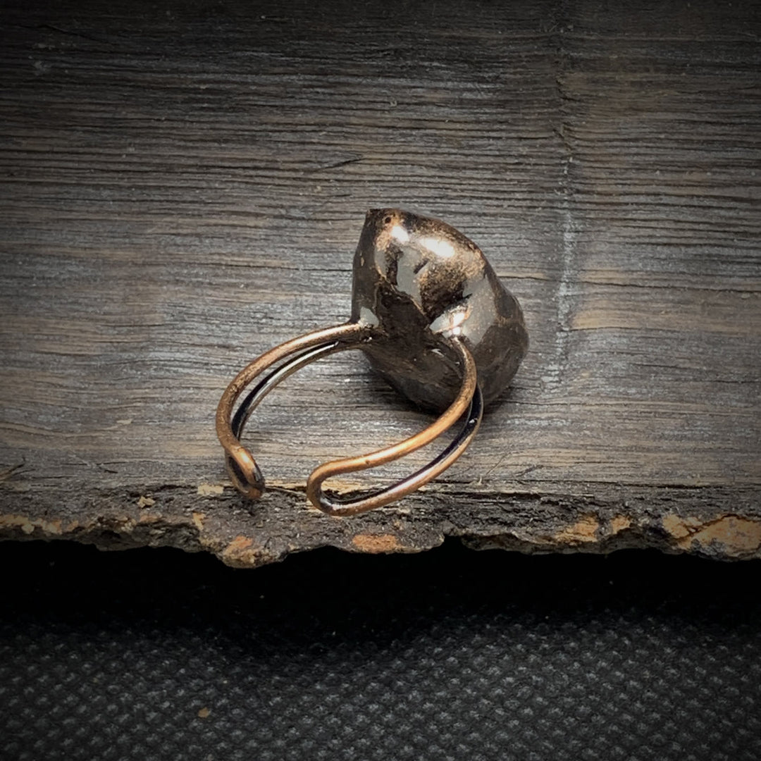 Anillo ajustable con doce piedras de nacimiento de piedra irregular natural en bruto de Olivenorma 