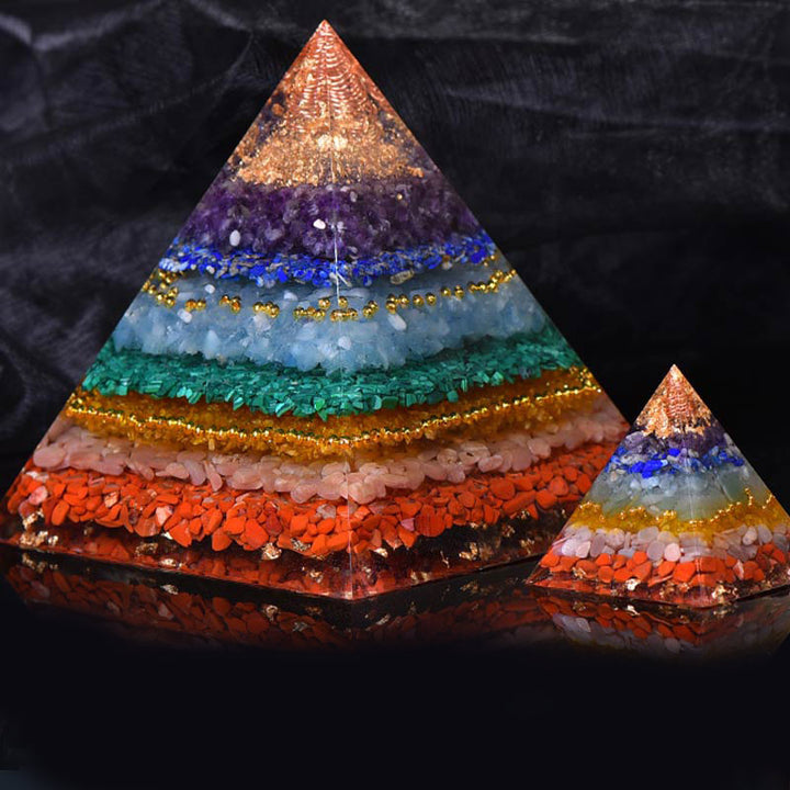 Pirámide orgónica de equilibrio de chakras naturales de Olivenorma 