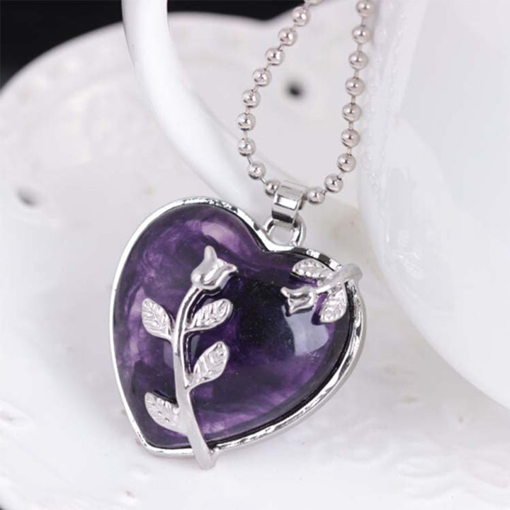 Collar de piedras preciosas rosas en forma de corazón de Olivenorma