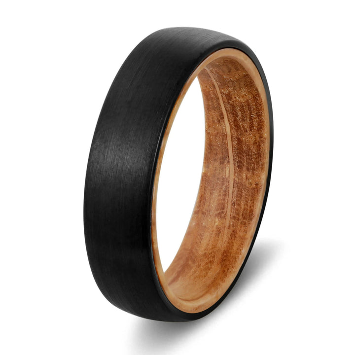Anillo de tungsteno negro de madera de barril de whisky de 6 mm de Olivenorma