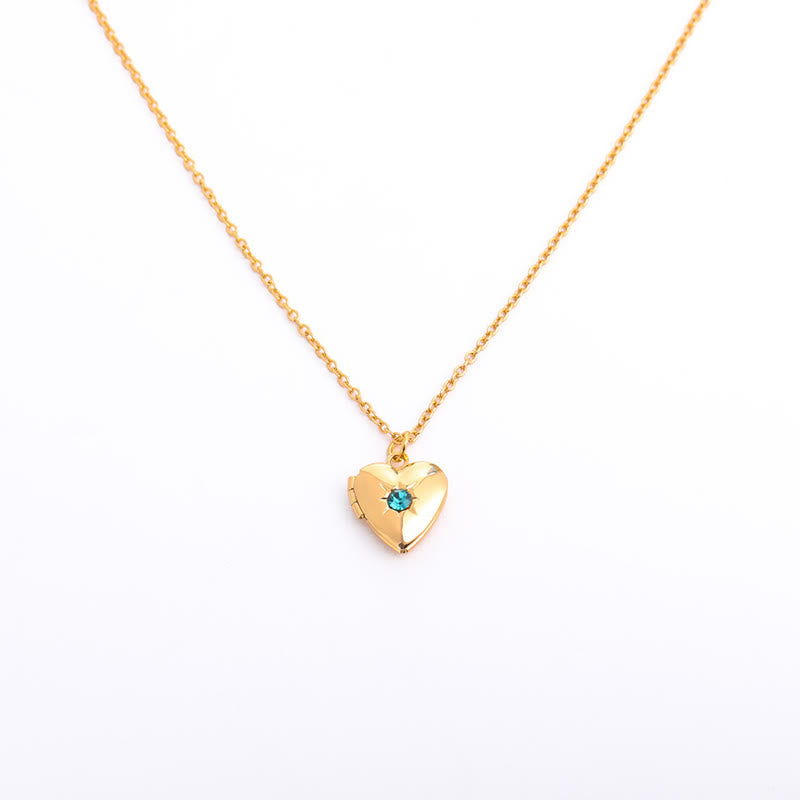 Collar con forma de corazón y piedra natal "Shine in My Heart" de Olivenorma 