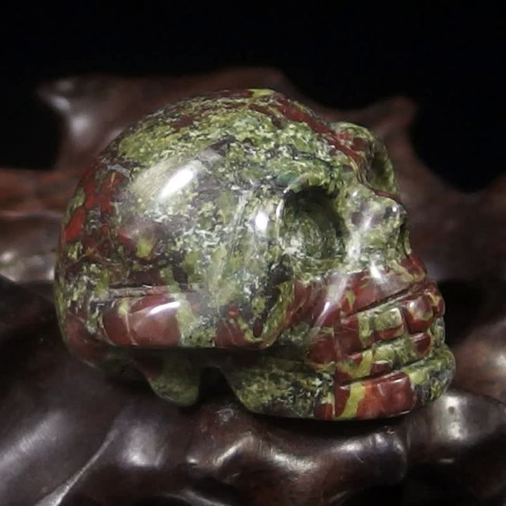 Decoración de Halloween con calavera de cristal natural de Olivenorma