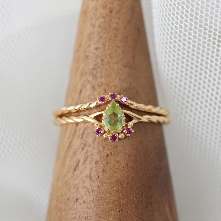 Juego de anillos ajustables apilables con cristales de color rosa peridoto delicado de Olivenorma 