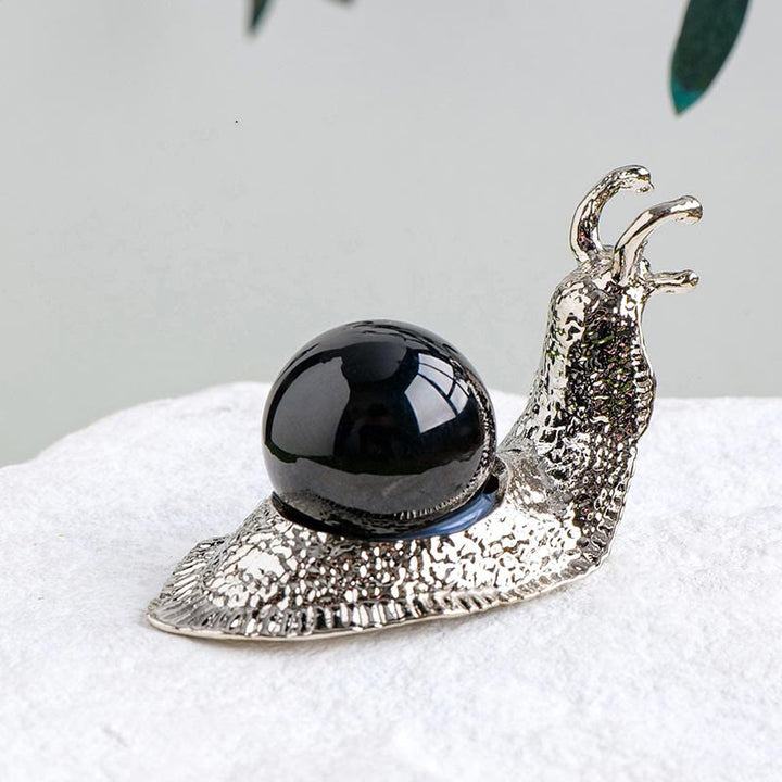 Soporte para bolas de cristal natural de Olivenorma, pequeño caracol decorativo con piedras preciosas