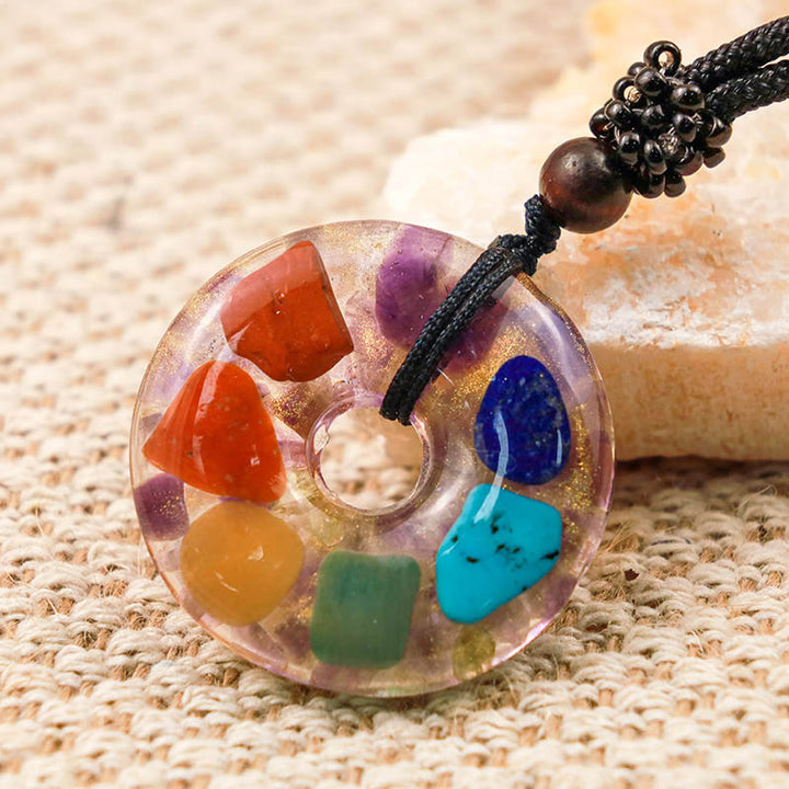 Pirámide orgónica de protección natural de los chakras