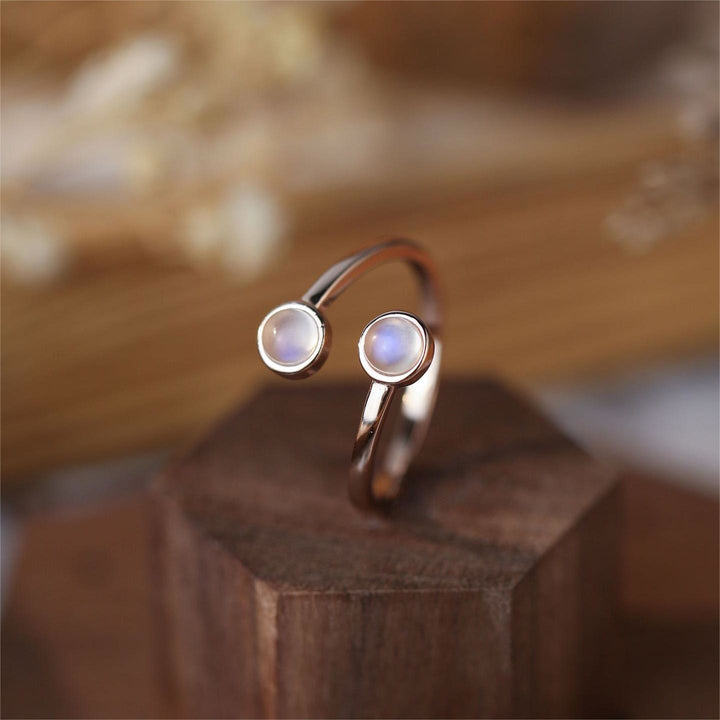 Anillo ajustable abierto de piedra lunar Olivenorma S925 