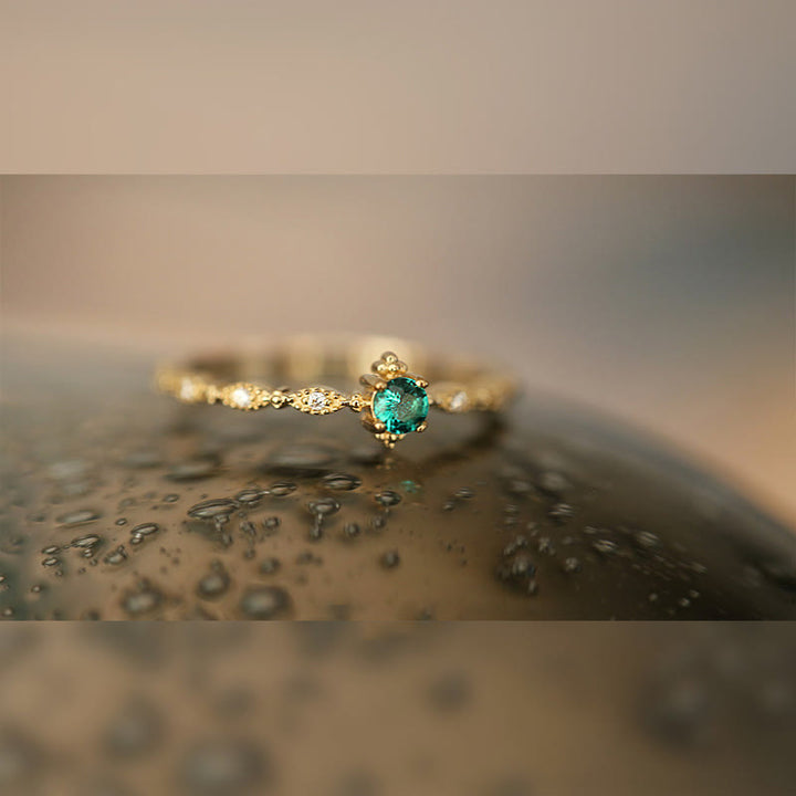 Anillo de circonita blanca esmeralda de Olivenorma