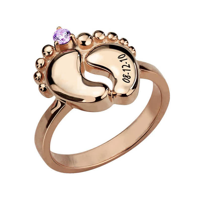 Anillo con piedras de nacimiento grabadas con pies de bebé de Olivenorma Creative