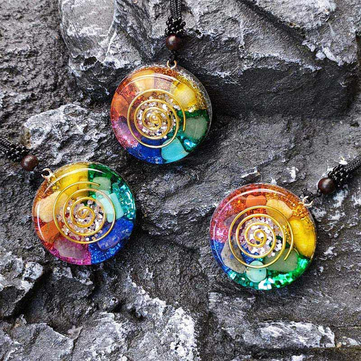 Collar de orgón con chakras de Olivenorma 
