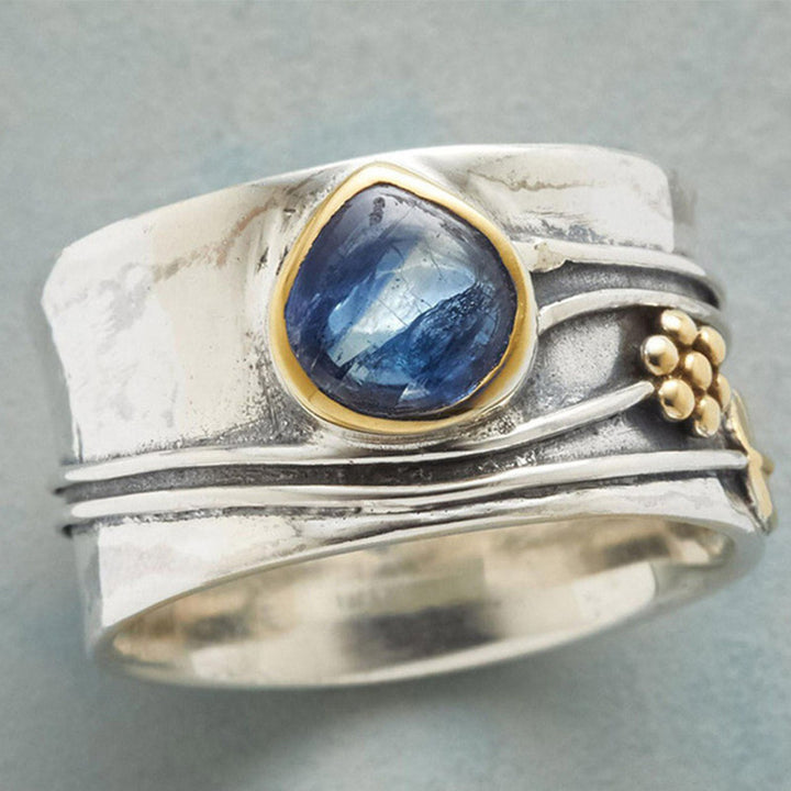 Anillo de la suerte con piedra lunar de Olivenorma