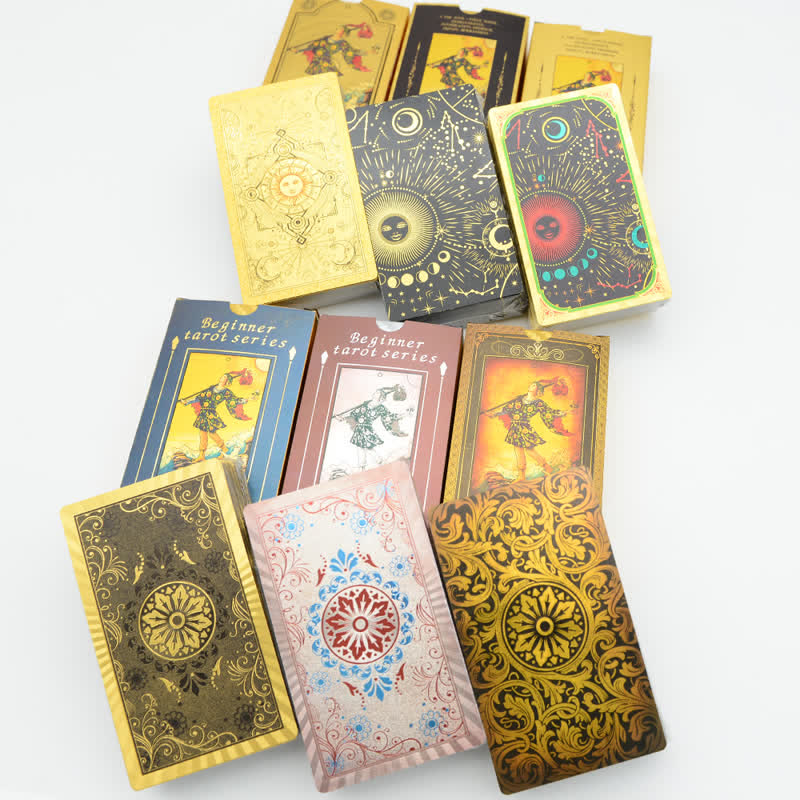 Carta del tarot delicada con lámina dorada de Olivenorma