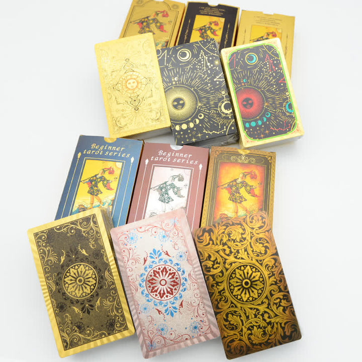 Carta del tarot delicada con lámina dorada de Olivenorma