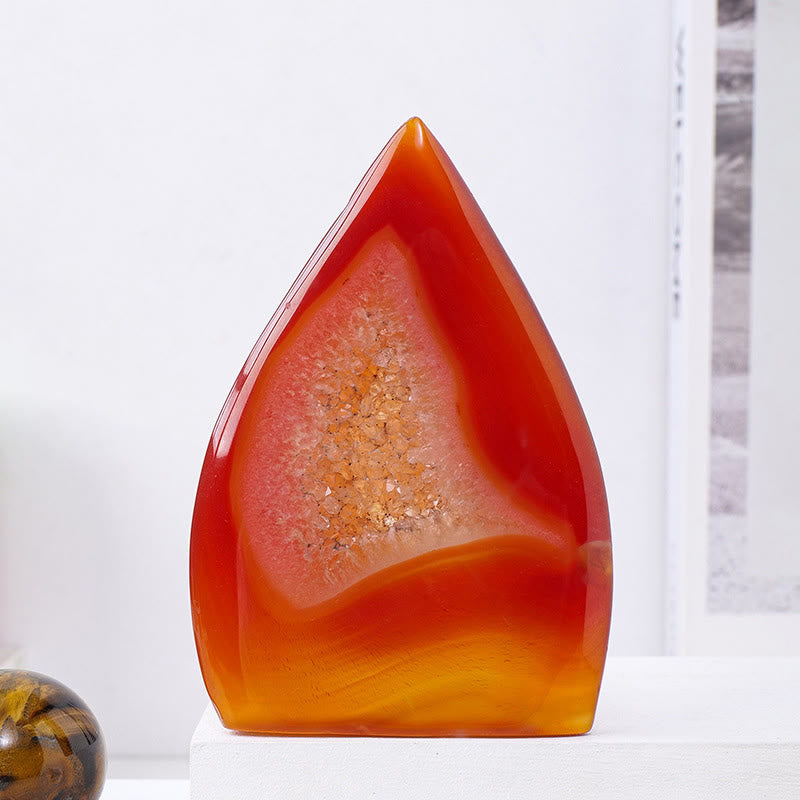 Adornos de piedras preciosas con forma de llama de cristal natural de Olivenorma