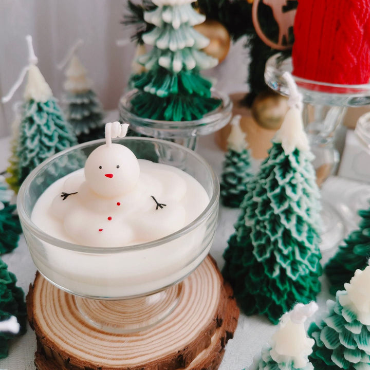 Vela navideña con forma de alce, muñeco de nieve y Papá Noel de Olivenorma 