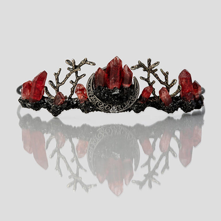 Corona de cristal con forma de luna de bruja y cuarzo rojo de Olivenorma