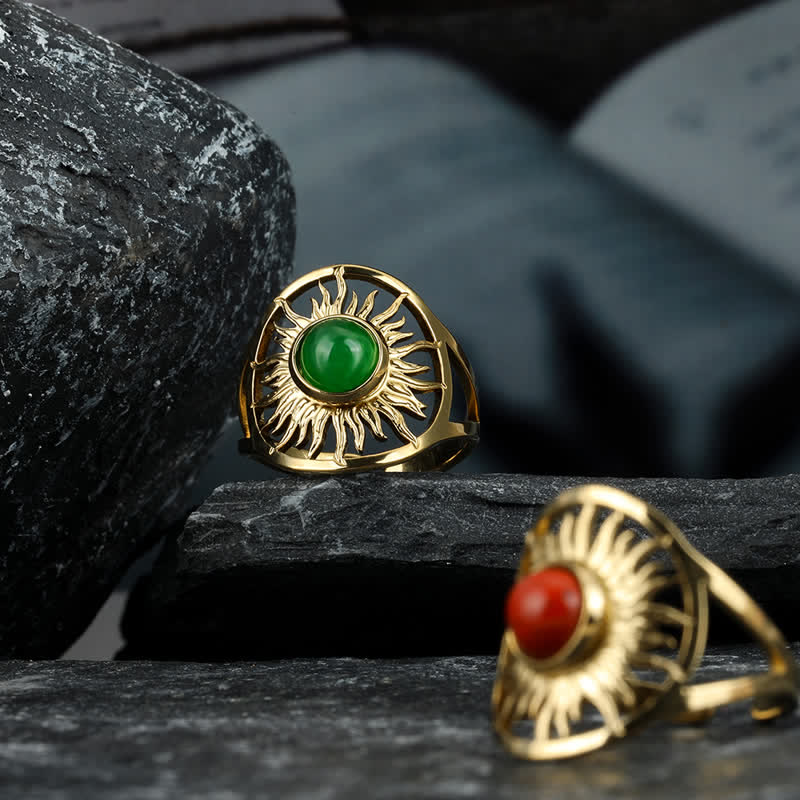 Anillo de jade verde celestial “Sun Arise” de Olivenorma