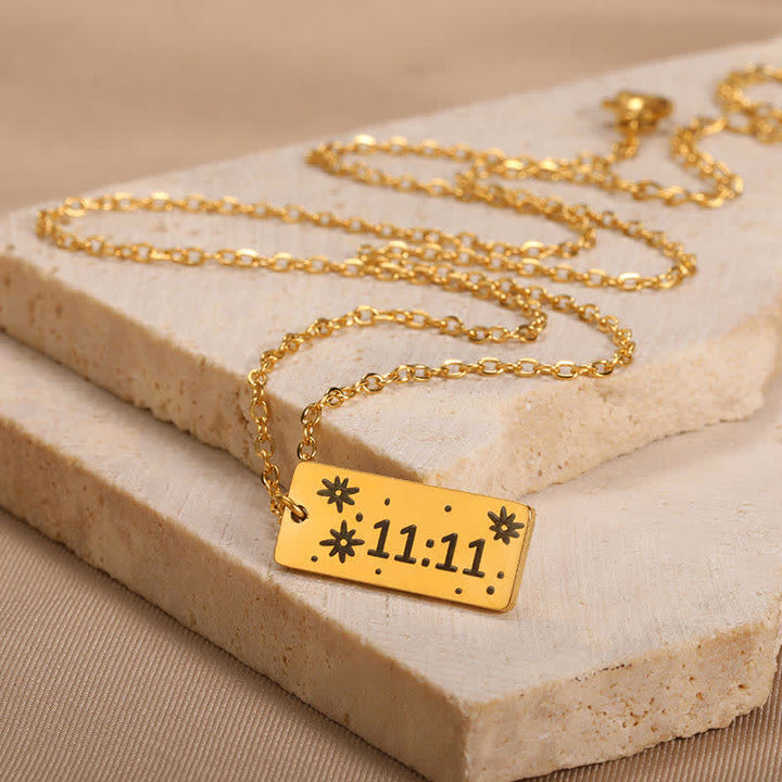 Collar de la suerte con el número angelical 11:11 de Olivenorma