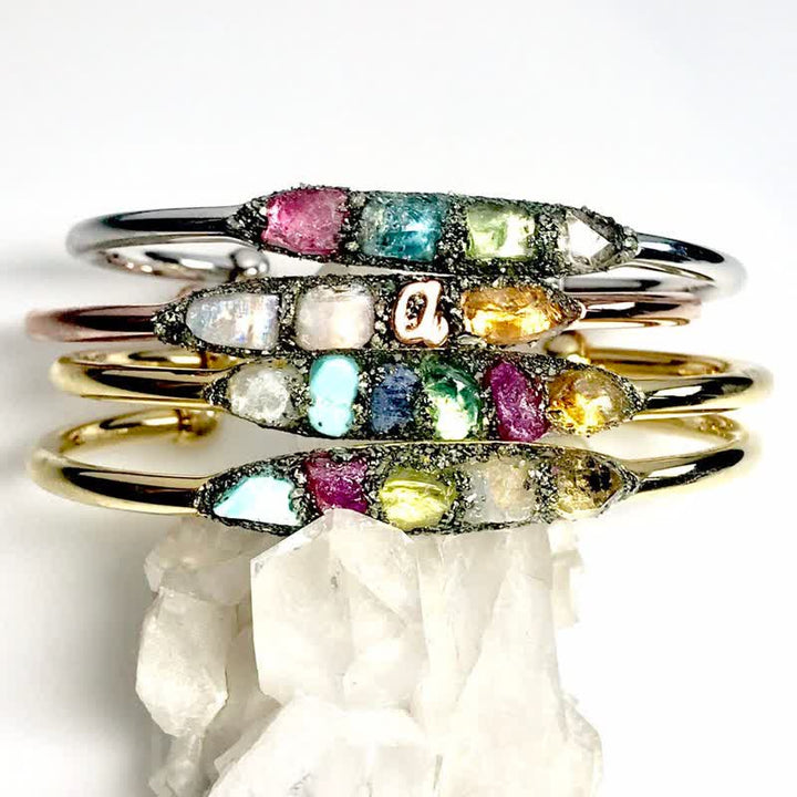 Pulsera con significado y piedra natal personalizada de Olivenorma