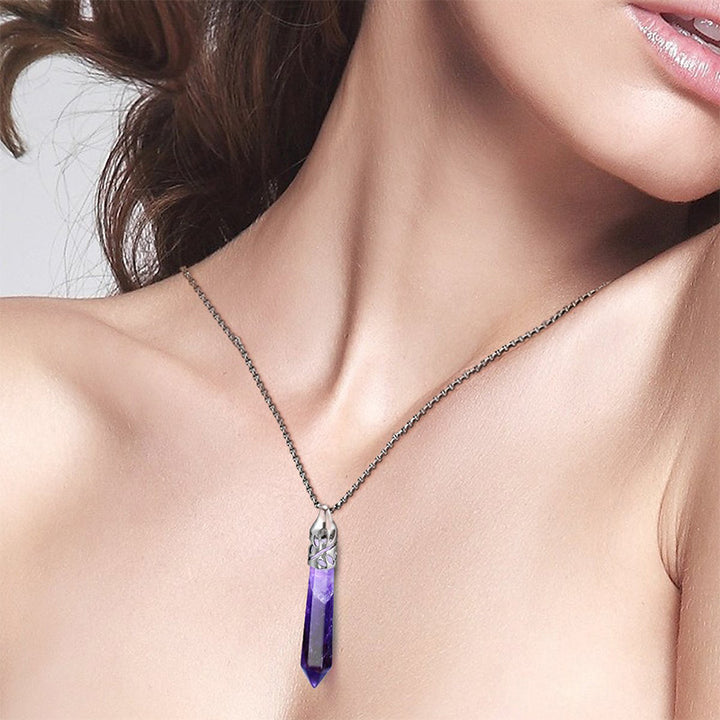 Collar de piedras preciosas protectoras con forma de bala de cristal
