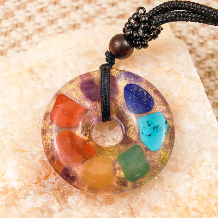 Pirámide orgónica de protección natural de los chakras