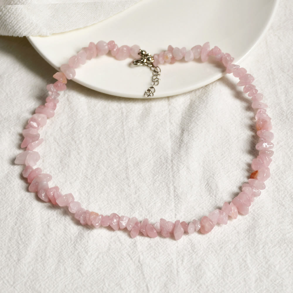 Collar de piedra de cristal pulida de forma irregular de Olivenorma
