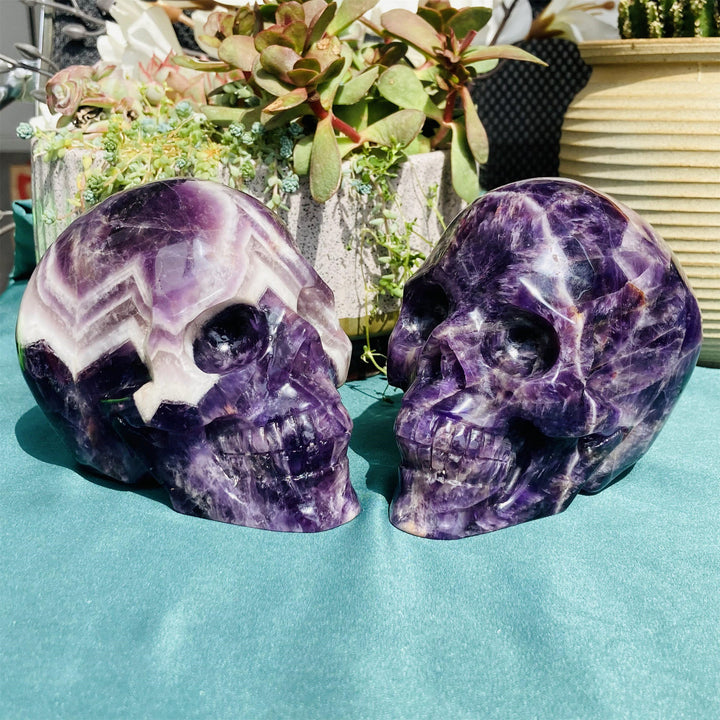 Cráneo de cristal con piedra preciosa de amatista natural de 10 cm de Olivenorma