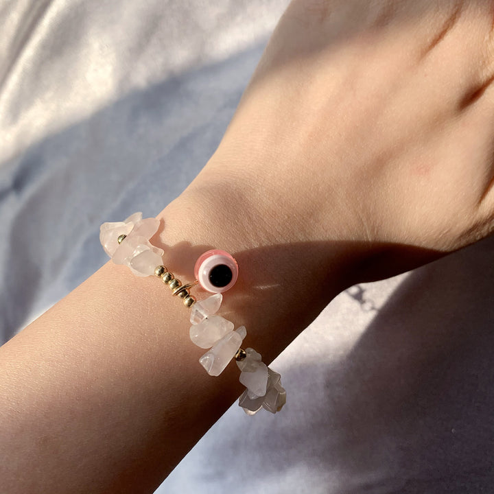Pulsera con colgante de ojo malvado de grava de cristal natural de Olivenorma